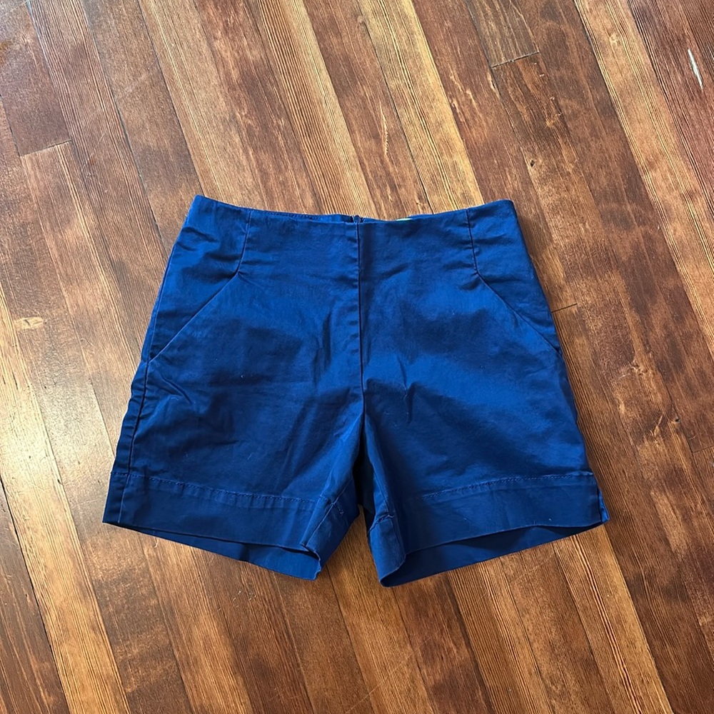 New Tommy Bahama shorts Sz 4
